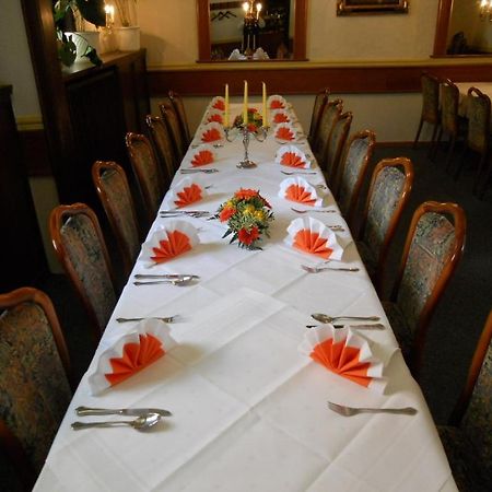 Hotel Restaurant Zur Post Wuppertal Zewnętrze zdjęcie