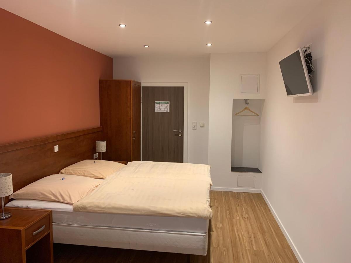 Hotel Restaurant Zur Post Wuppertal Zewnętrze zdjęcie