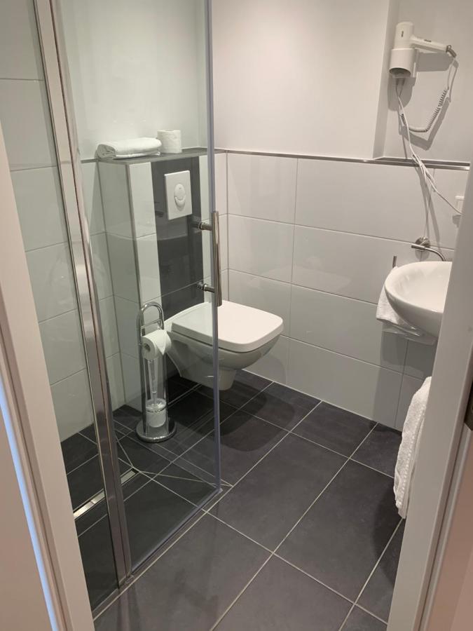 Hotel Restaurant Zur Post Wuppertal Zewnętrze zdjęcie