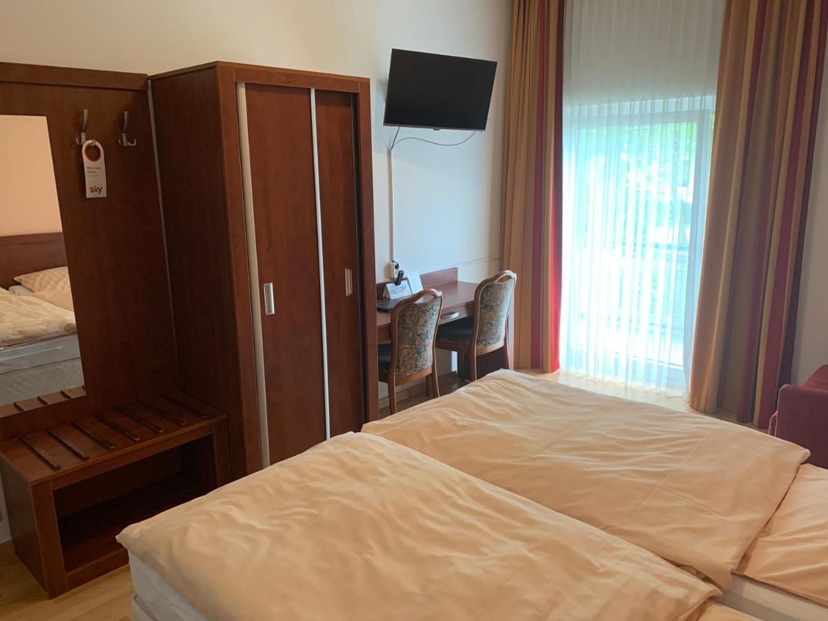 Hotel Restaurant Zur Post Wuppertal Zewnętrze zdjęcie